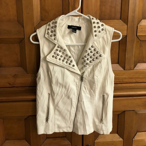 Forever 21 Jackets & Blazers - 🔴🔥Price Drop🔥 Forever 21 Vest